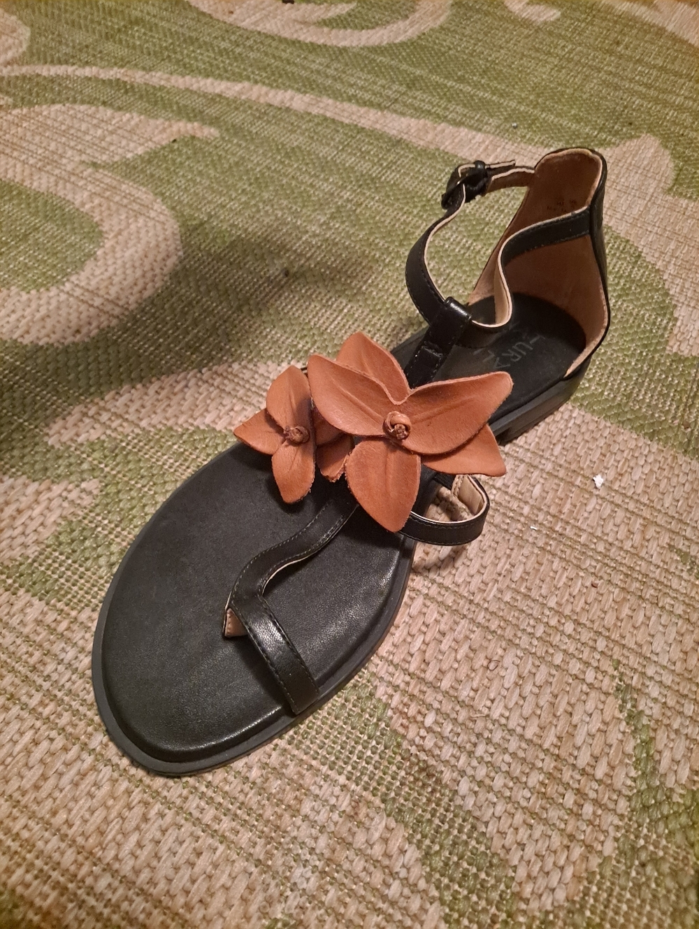 Naturalizer Women's Black Sandal with Brown Floral Accent